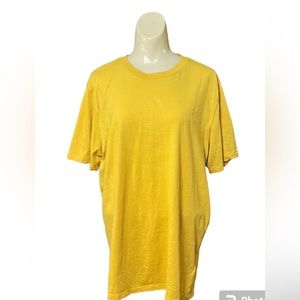 Old Navy women’s yellow T-shirt large